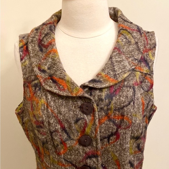 Christopher & Banks Brown Yellow Graffiti Button Down Sleeveless Vest Size M - Picture 2 of 11